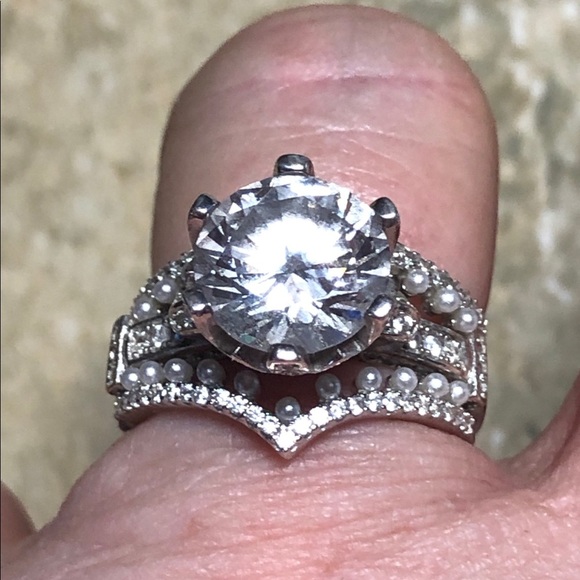 🚨50% off! Delicate Pearl, 5A CZs & Sterling 2 ring guard set! See all pictures - Picture 11 of 16